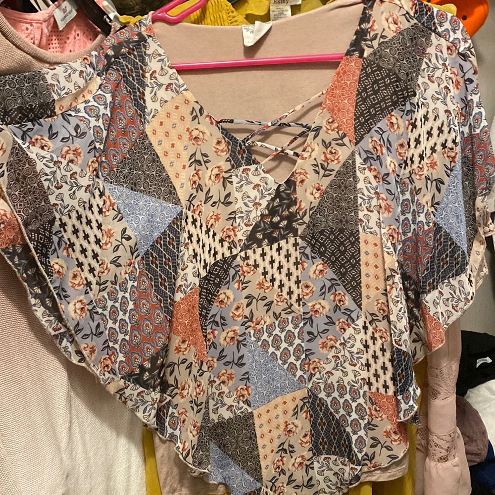 Late august brand size lrge sheer casual blouse